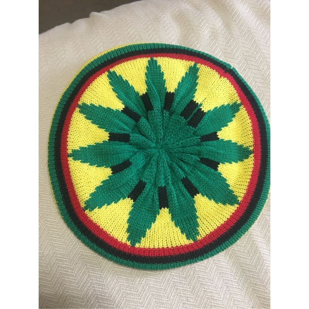 Knitted Reggae Hat/Cap - Picture 4 of 7
